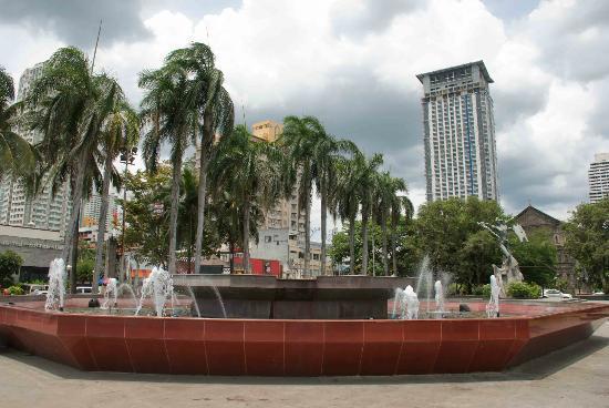 Plaza Rajah Sulayman